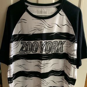 Zoo York xl shirt never worn(xmas gift)